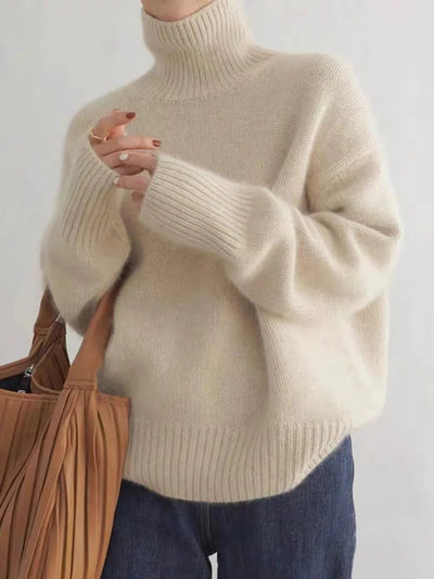 Lena | Soft cashmere sweater with turtleneck